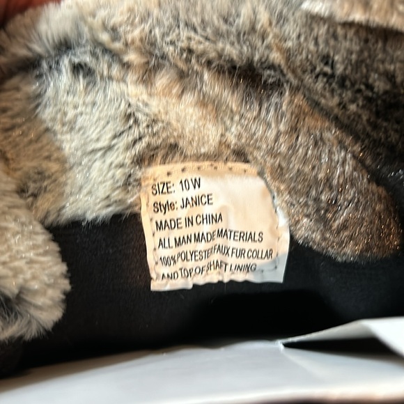 Women Weatherproof boots size 10 wide - Picture 4 of 7